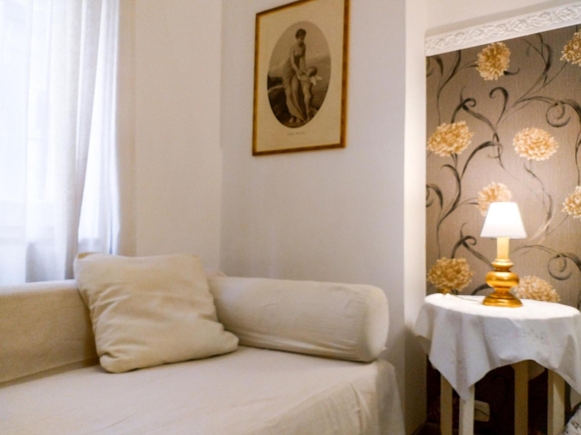 Casa Alessandro Casa Maria Francesca Neapol Exteriér fotografie